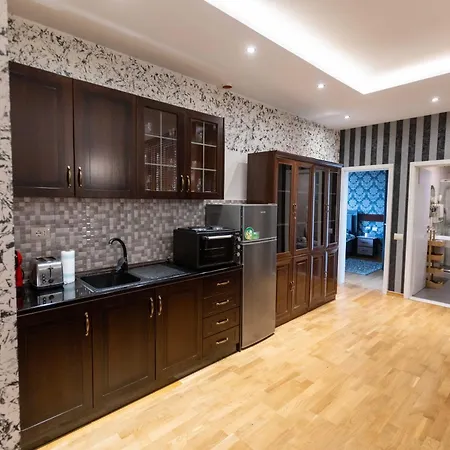 Blloku Residence, Iconic View, Walk Everywhere Διαμέρισμα *